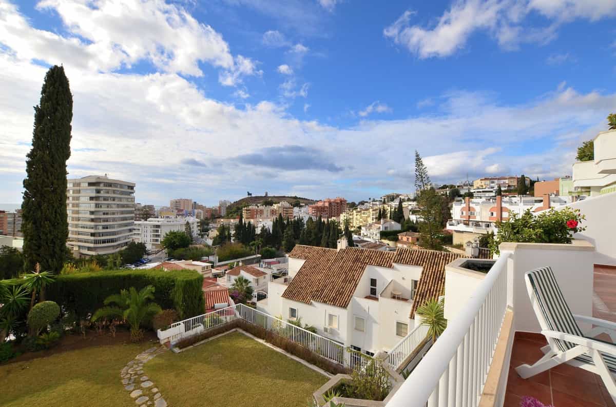 Condominium in Santa Fe de los Boliches, Andalusië 10076442