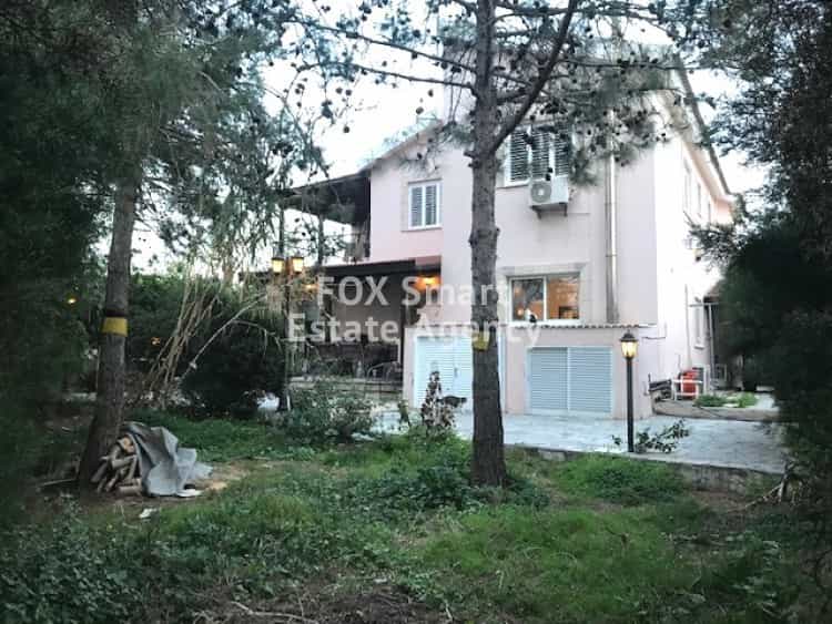 Rumah di Agios Athanasios, Limassol 10076772