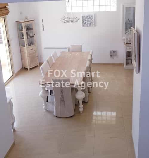 Dom w Agios Athanasios, Limassol 10076811
