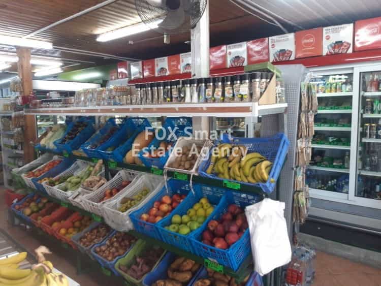 Retail in Agios Tychon, Larnaka 10077650