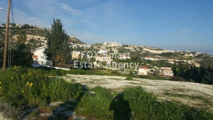 Land im Agios Tychon, Limassol 10078175