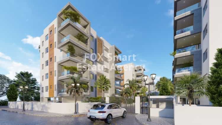 Condominium in Zakaki, Limassol 10078221