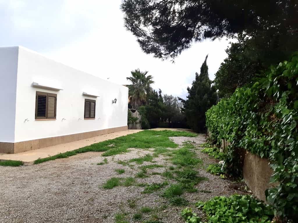 House in Sant Jordi de Ses Salines, Balearic Islands 10078255