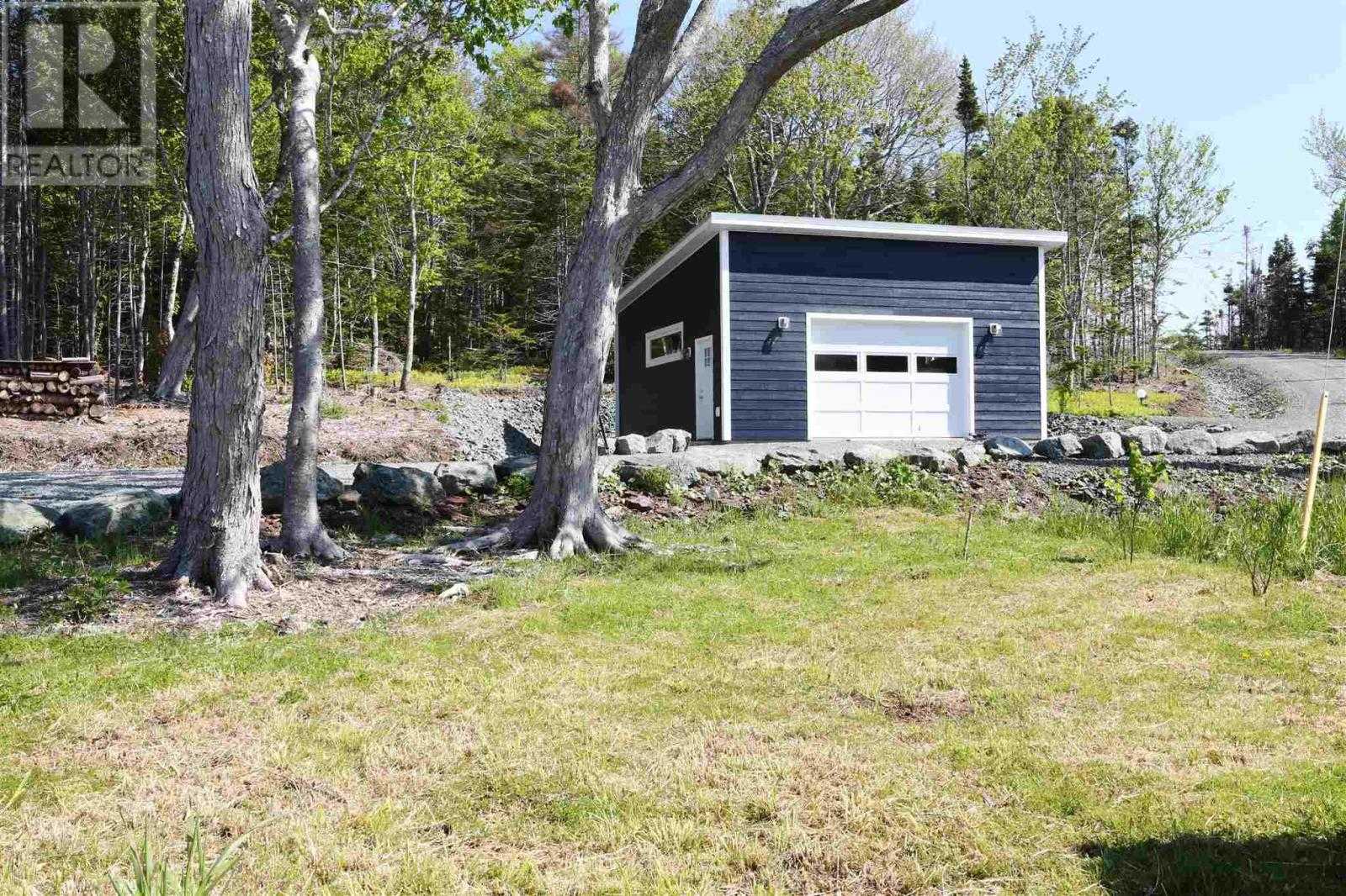 Hus i Macnabs Cove, Nova Scotia 10078707