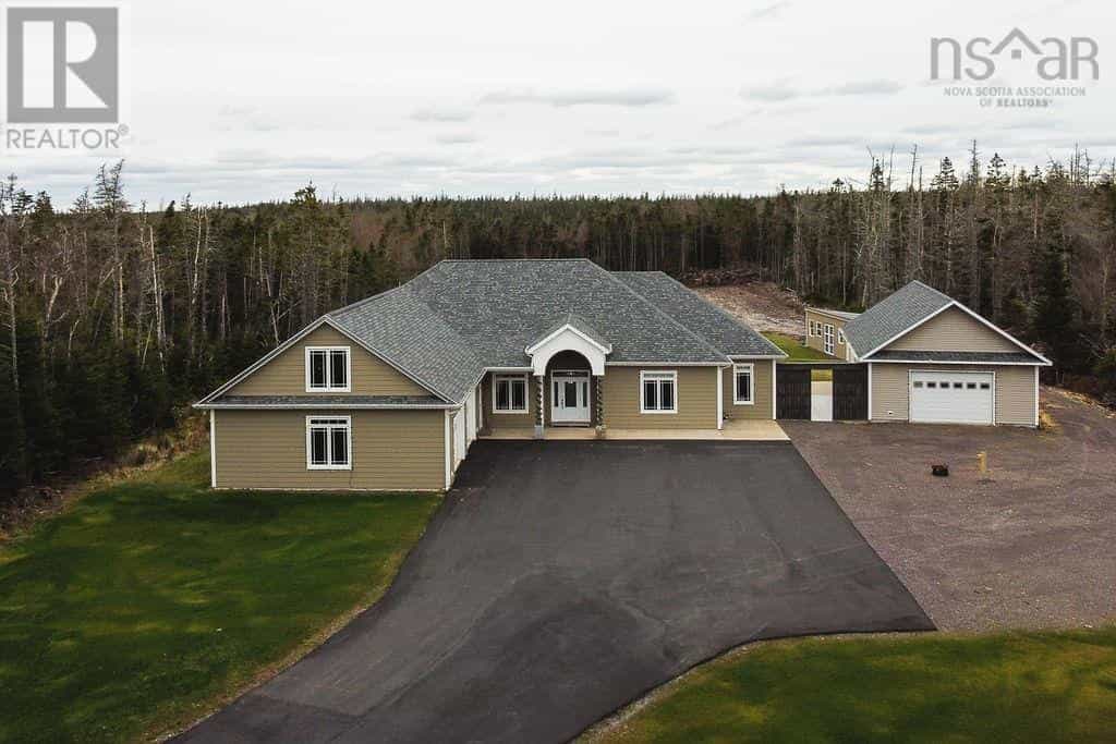 Hus i Arichat, Nova Scotia 10078723