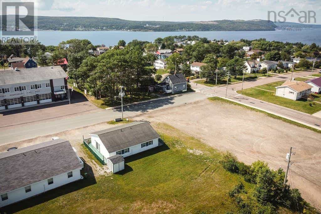 Hus i Port Hawkesbury, Nova Scotia 10078866