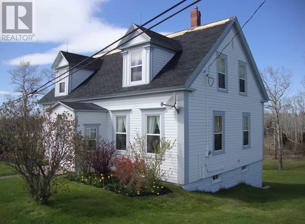 House in Port Hawkesbury, Nova Scotia 10078892