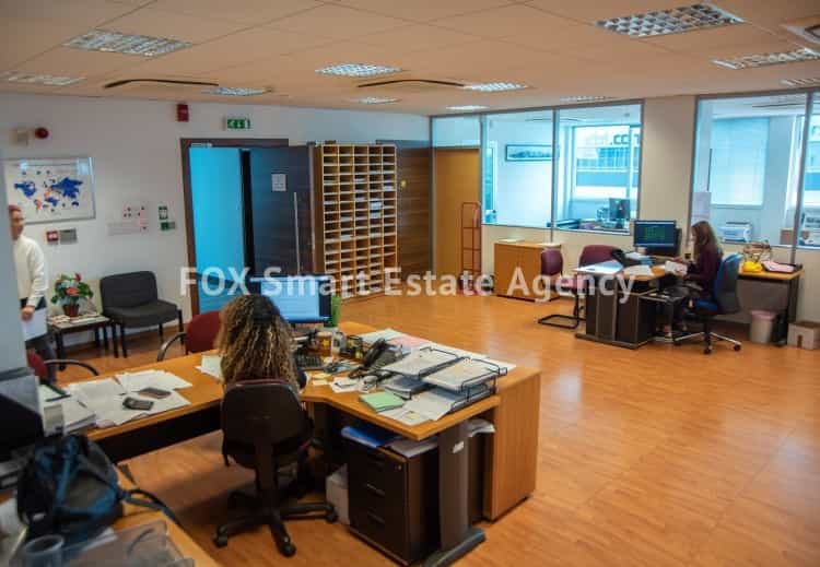 Büro im Agios Athanasios, Lemesos 10079148