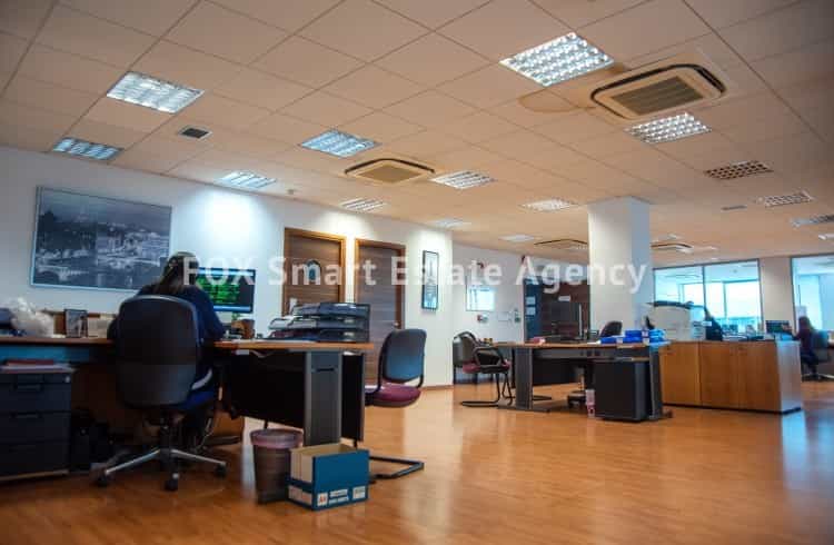 Büro im Agios Athanasios, Lemesos 10079148
