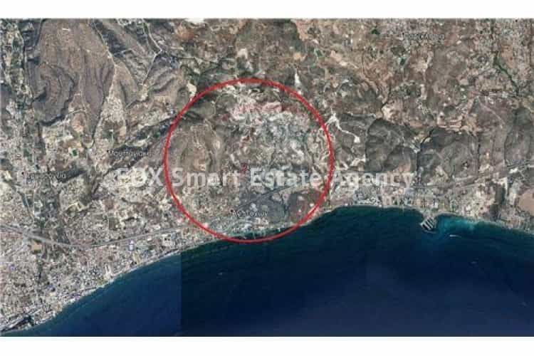 土地 在 Agios Tychon, Larnaka 10079887