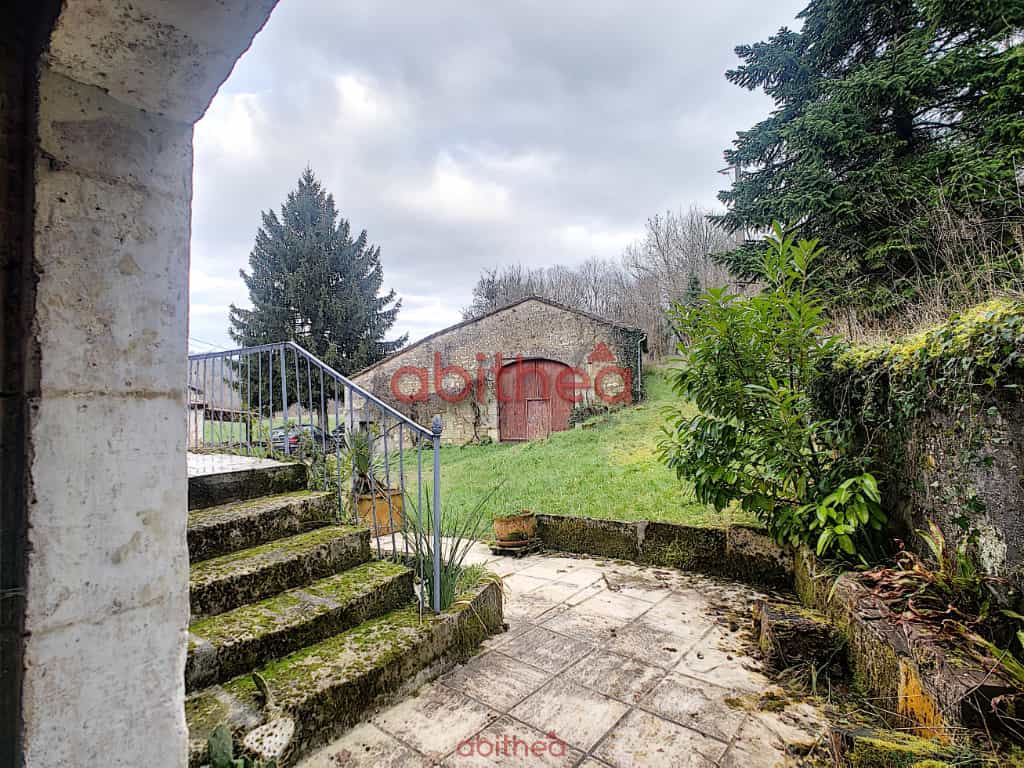 Casa nel Villegats, Nouvelle-Aquitaine 10080530