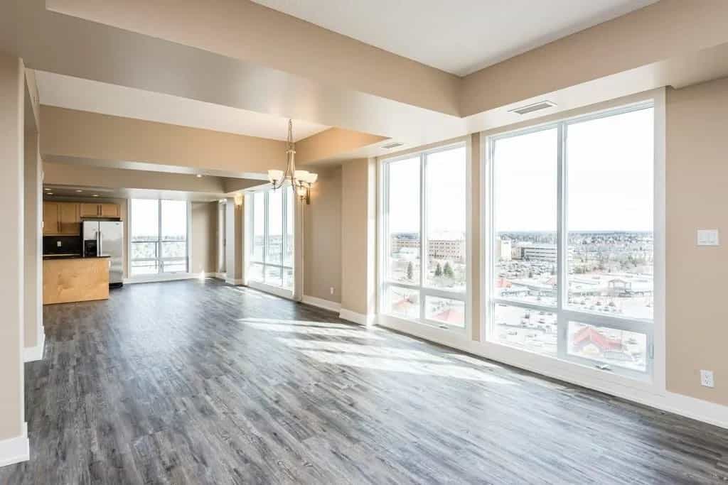 公寓 在 Edmonton, Alberta 10080934