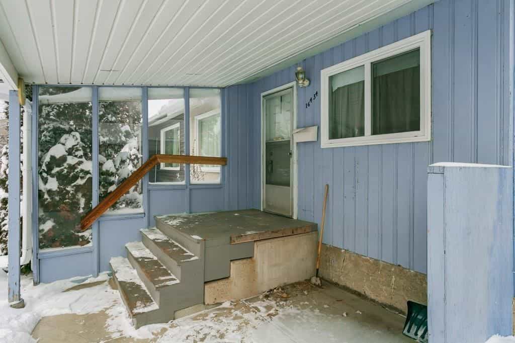 House in Edmonton, Alberta 10080946