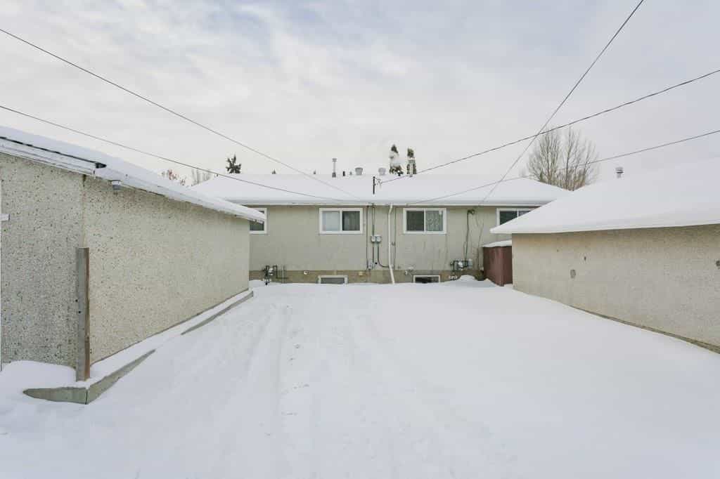 Huis in Edmonton, Alberta 10080946