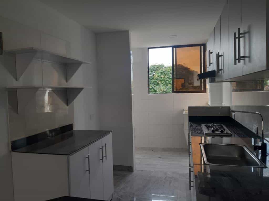 Condominium in Canaveralejo, Valle del Cauca 10081007