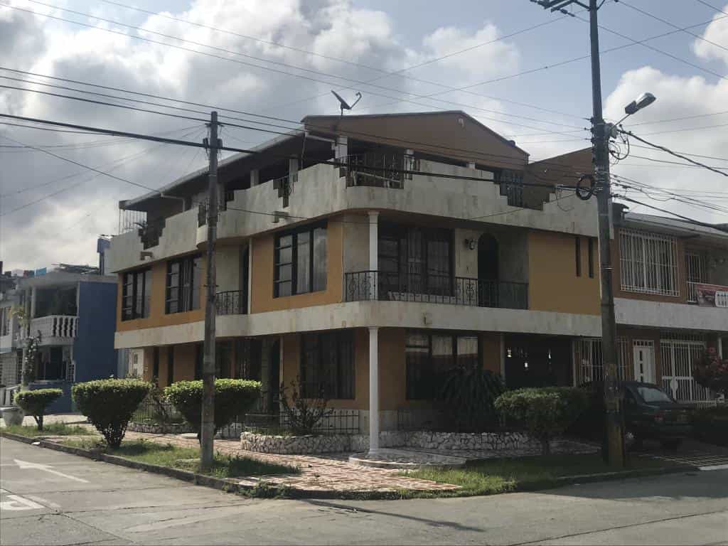 rumah dalam Tulua, Valle del Cauca 10081048