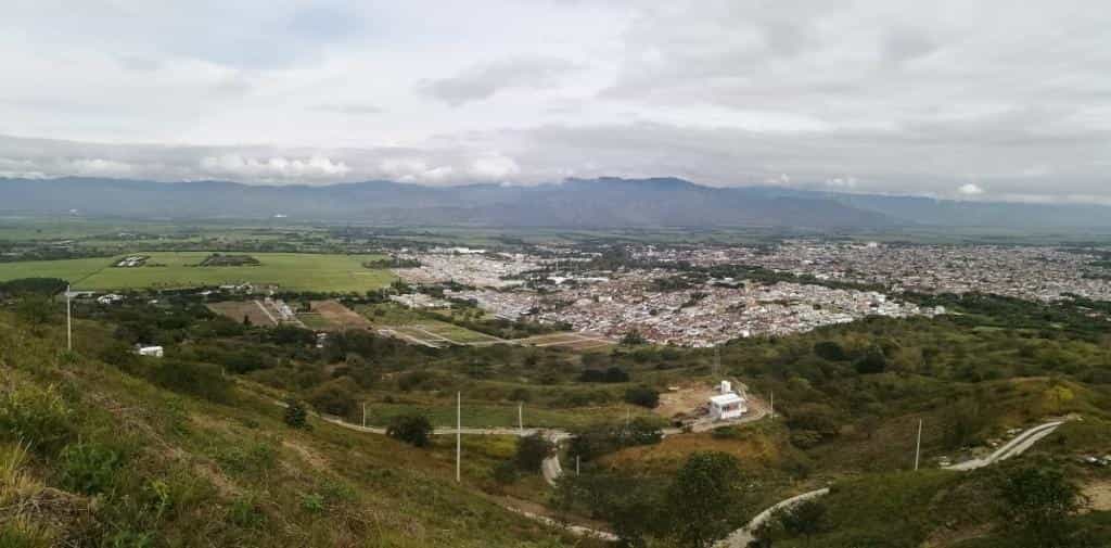 Maa sisään Bugalagrande, Valle del Cauca 10081056