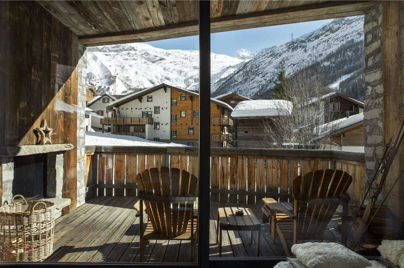 بيت في Saint Moritz,  10081427