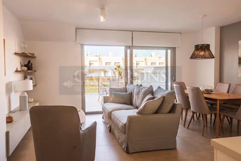 Condominium in Vistabella del Maestrazgo, Valencia 10081559