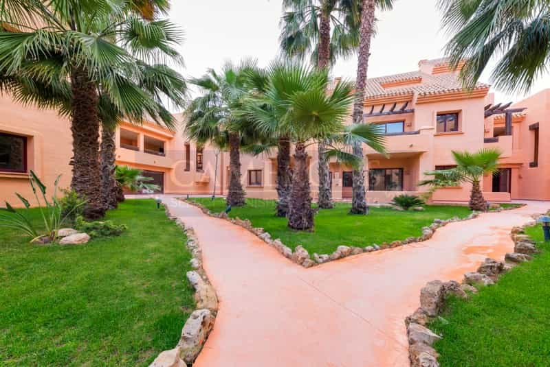 Condominium in Los Alcazares, Murcia 10081589