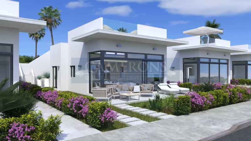 بيت في Condado De Alhama Golf,  10081849