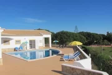 Huis in Lagoa, Algarve 10082002