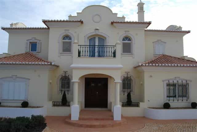 מגורים ב Carvoeiro, Algarve 10082011