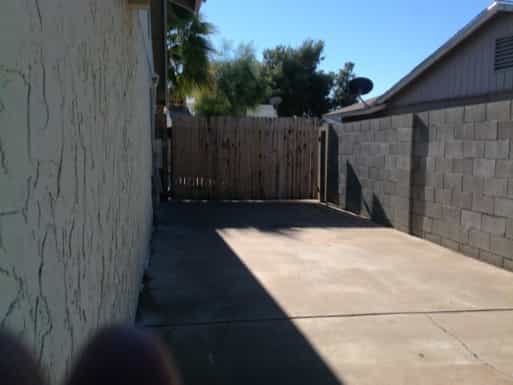 House in Glendale, Arizona 10082041