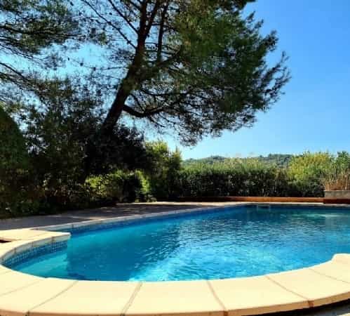 House in Beziers, Languedoc-Roussillon 10082205