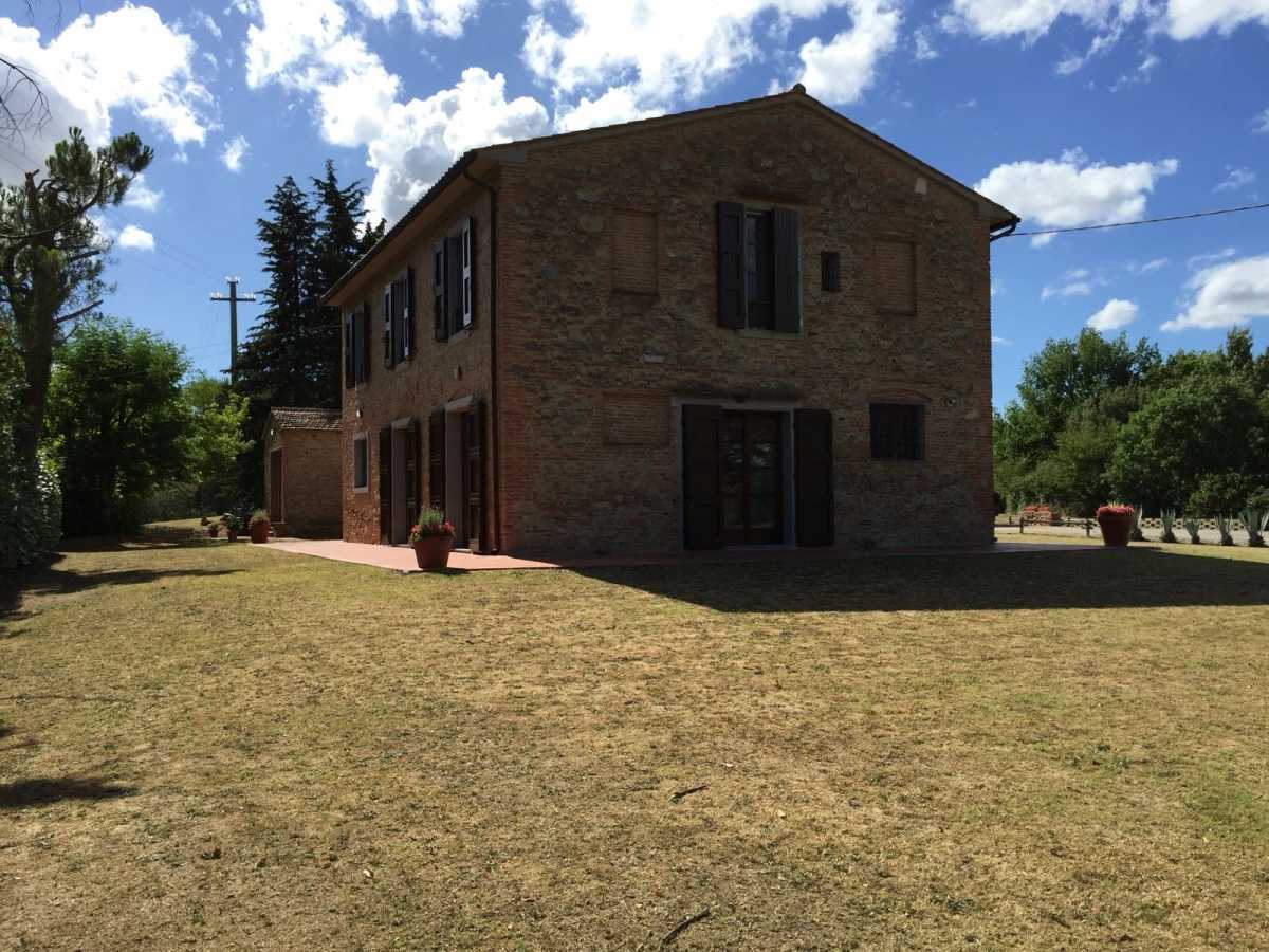 House in Peccioli, Tuscany 10082224
