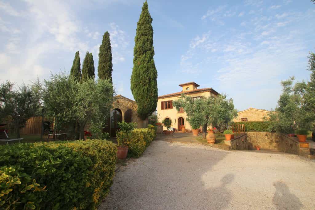 rumah dalam Villafranca di Lunigiana, Tuscany 10082229