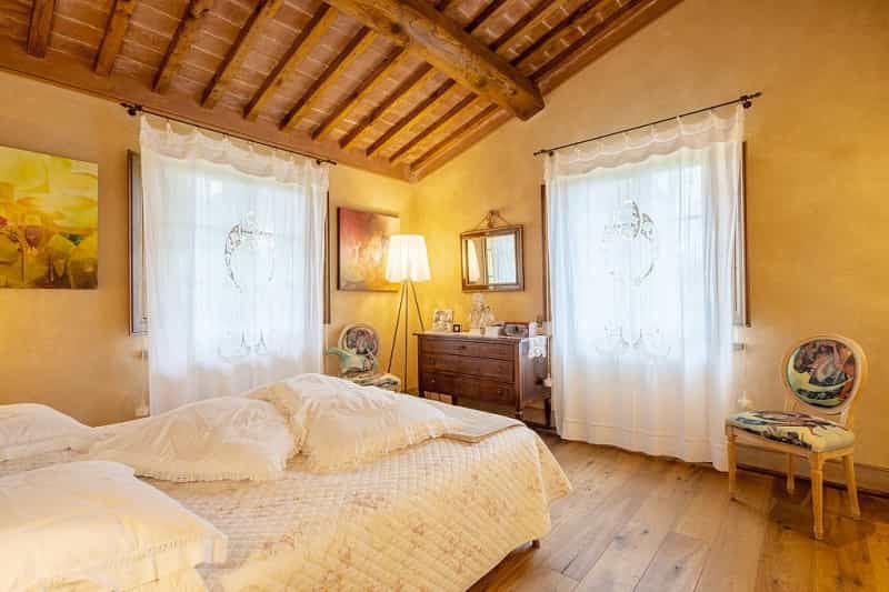 بيت في Pisa, Tuscany 10082238