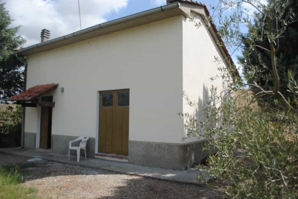 rumah dalam Montecatini, Tuscany 10082256