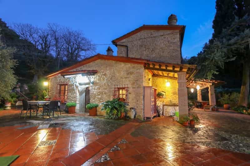 House in Frassineta, Tuscany 10082259