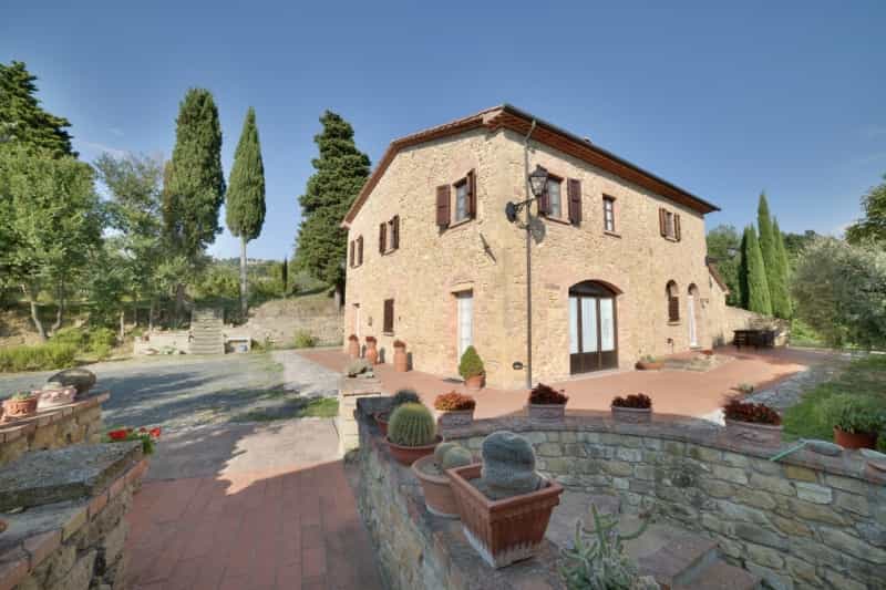 Hus i Volterra, Toscana 10082267
