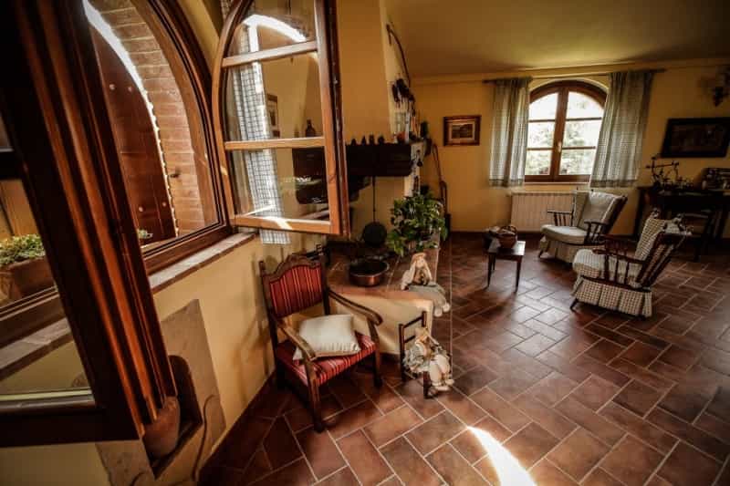 Talo sisään Pisa, Tuscany 10082268
