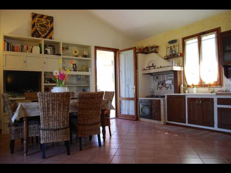 Dom w Montaione, Toskania 10082272