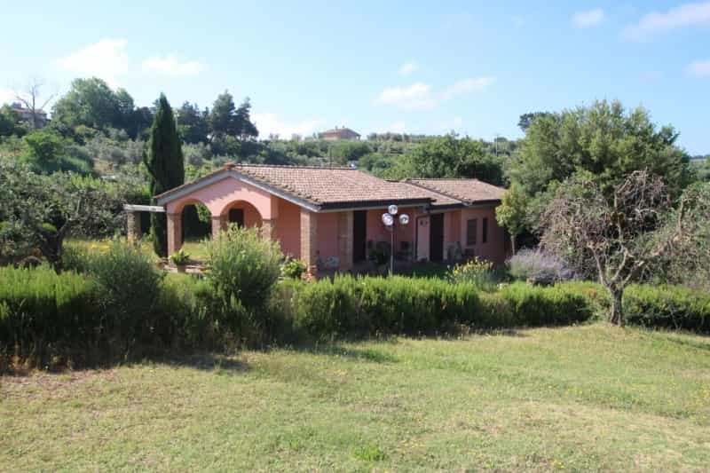 σπίτι σε Montaione, Τοσκάνη 10082272