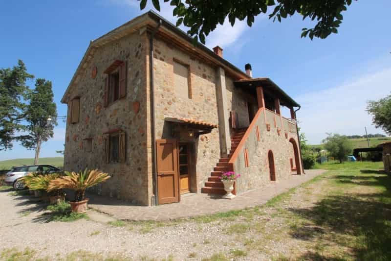 House in Laiatico, Tuscany 10082273