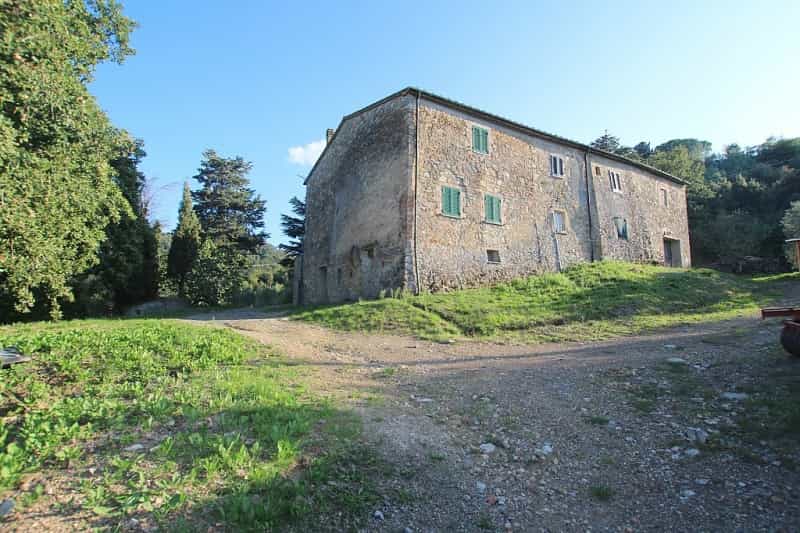 жилой дом в Сан-Далмацио, Тоскана 10082279