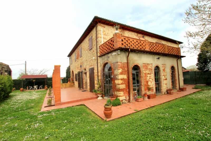 Haus im Pisa, Toskana 10082301