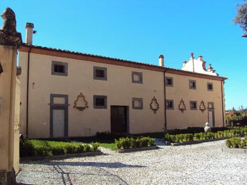 Condominium in Casciana Terme, Tuscany 10082366