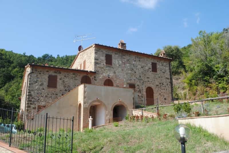 Condominio en Montecatini, Tuscany 10082369