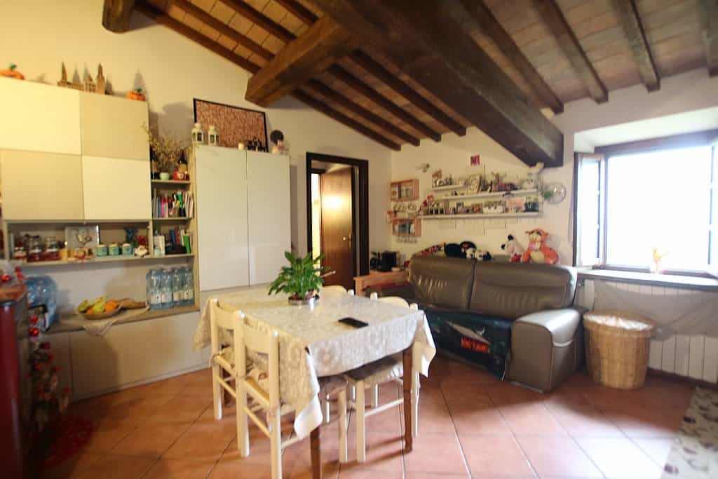 Condominium in Volterra, Toscane 10082385