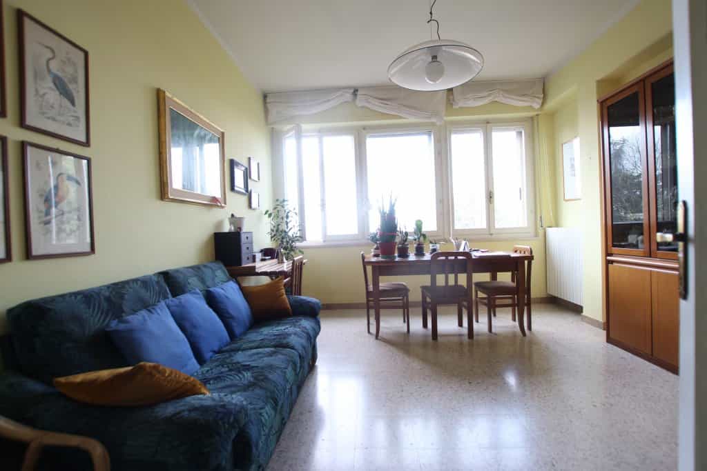 公寓 在 Pisa, Tuscany 10082391