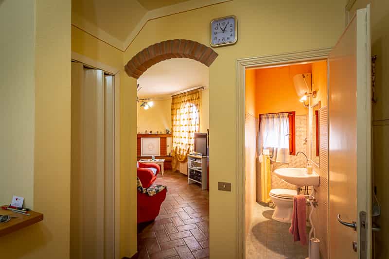 House in Laiatico, Tuscany 10082397