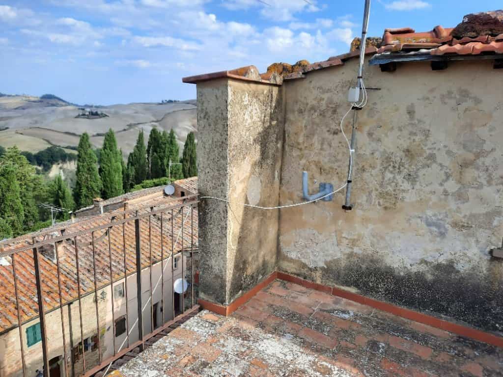 Osakehuoneisto sisään Volterra, Toscana 10082409