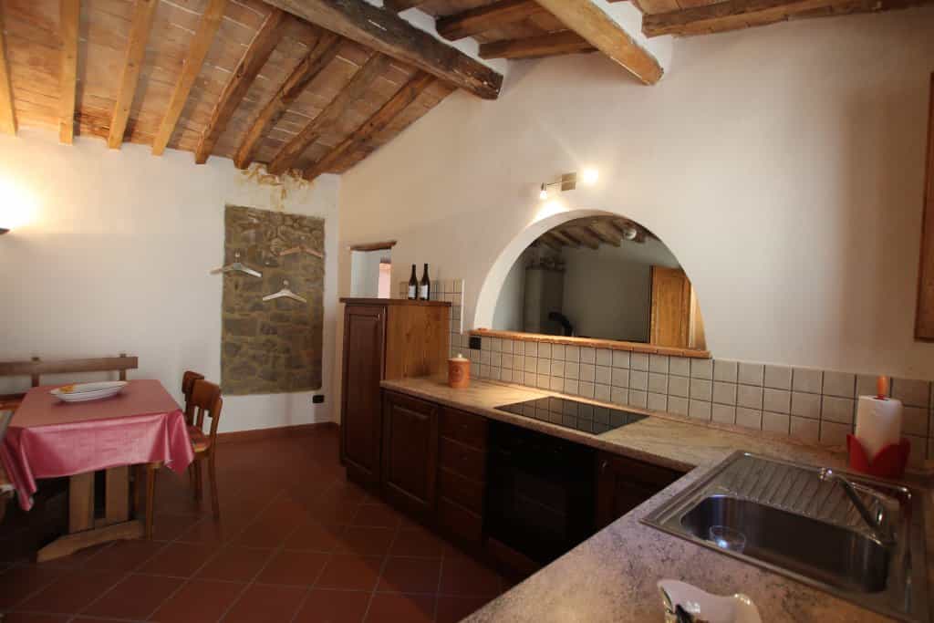 Condominium in Pisa, Tuscany 10082419