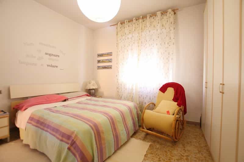 Квартира в Вольтерра, Тоскана 10082420