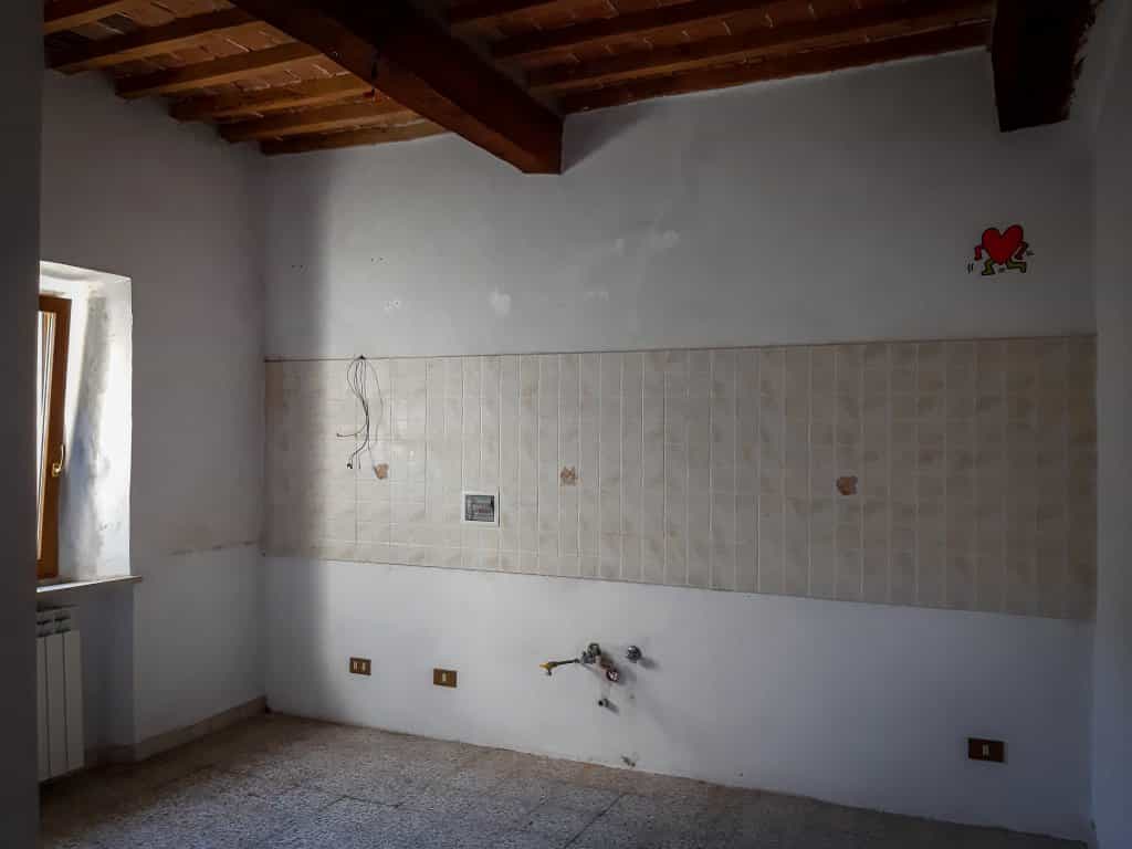 Kondominium dalam Orciatico, Tuscany 10082432